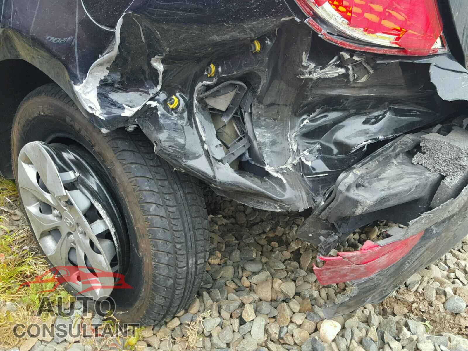HYUNDAI ACCENT 2016 - KMHCT5AE5GU260145