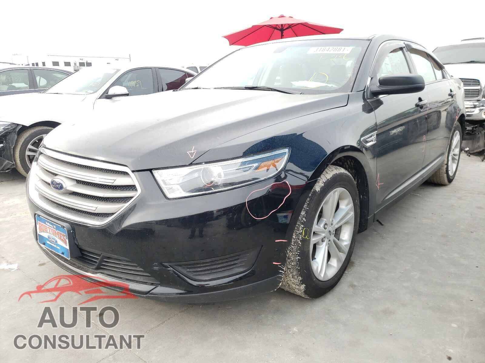 FORD TAURUS 2017 - 1FAHP2D82HG125164