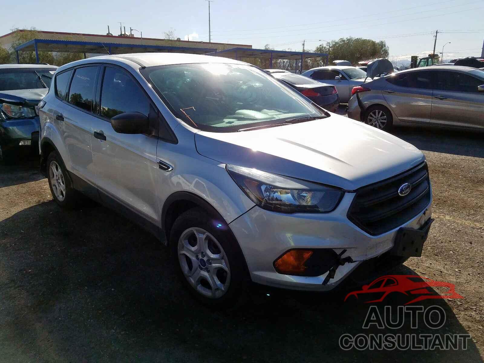 FORD ESCAPE 2018 - 3VW2B7AJ5HM332797
