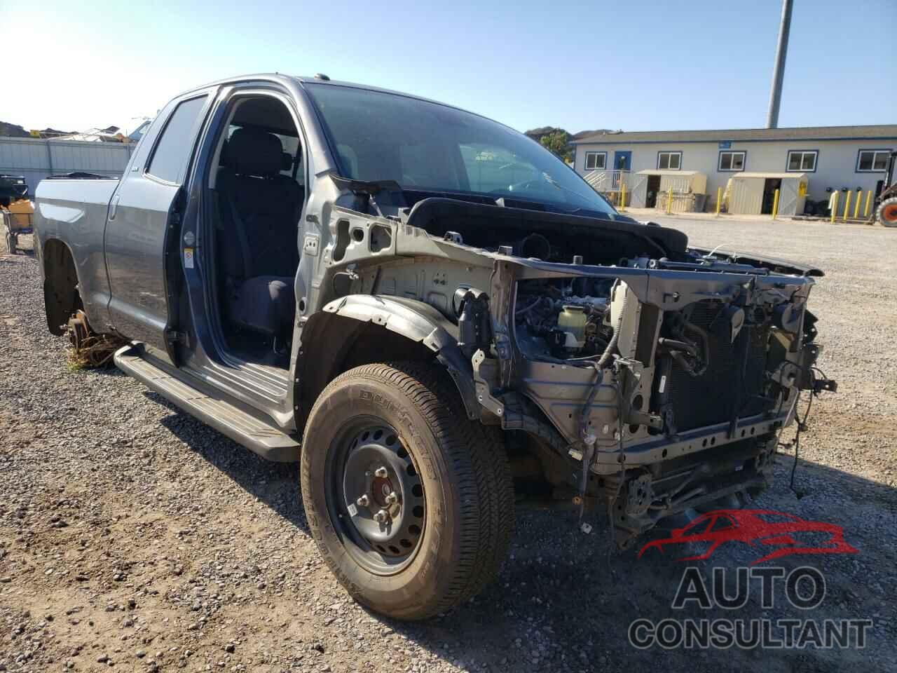 TOYOTA TUNDRA 2018 - 5TFRY5F14JX241582