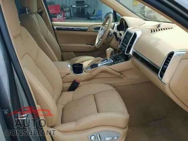 PORSCHE CAYENNE 2016 - WP1AA2A29GLA09929