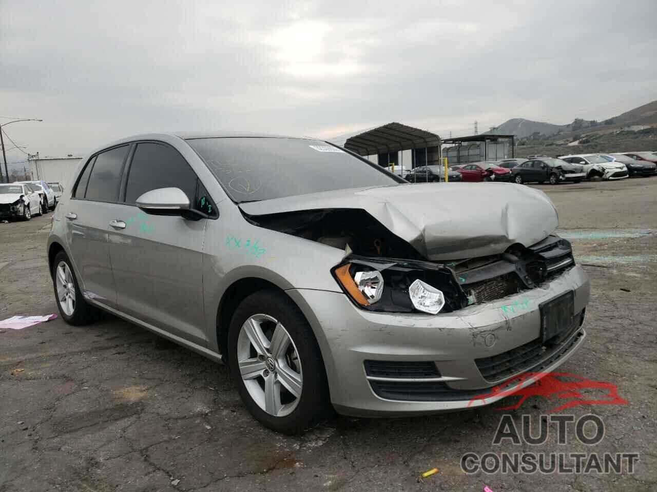 VOLKSWAGEN GOLF 2017 - 3VW217AU0HM015457