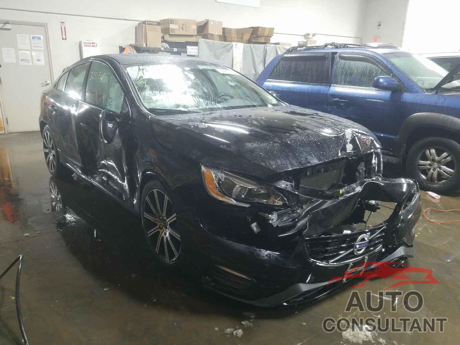 VOLVO S60 2018 - YV140MTL6J2462545