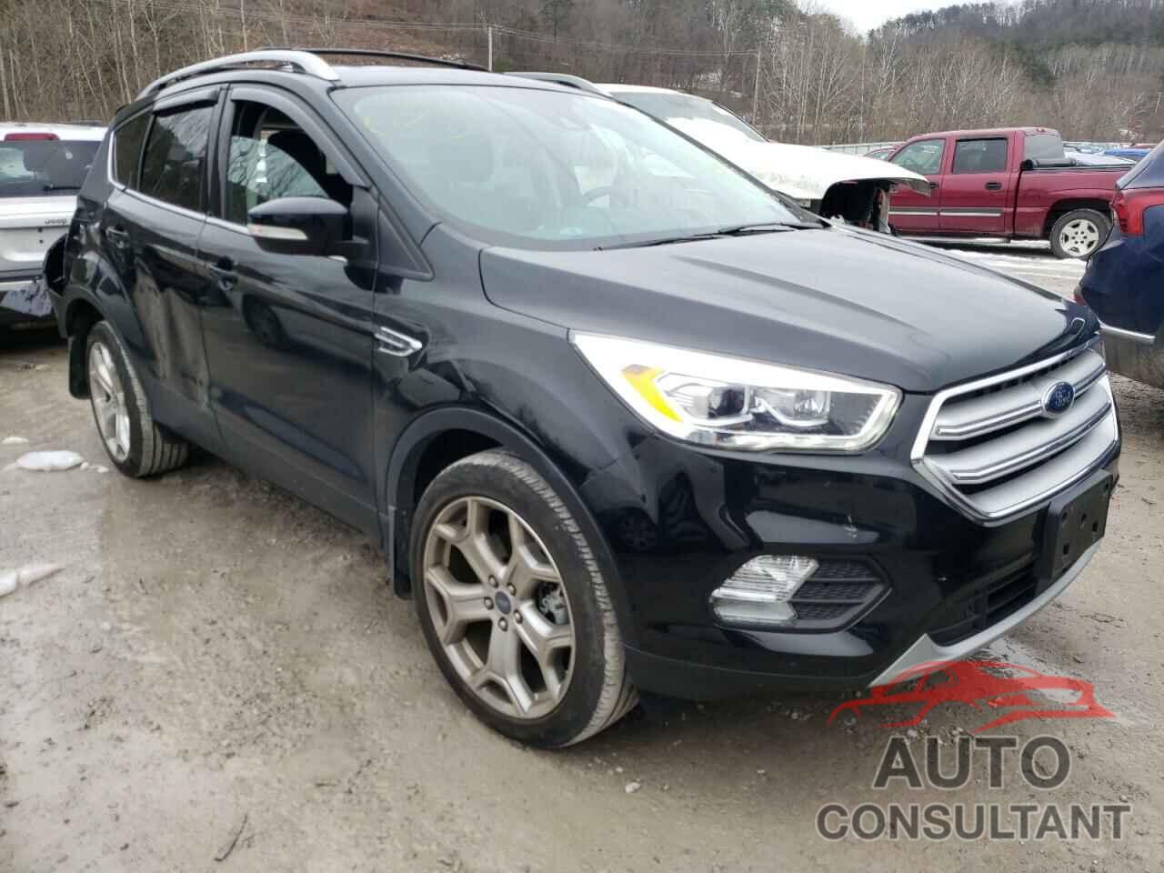 FORD ESCAPE 2018 - 1FMCU9J93JUB08606