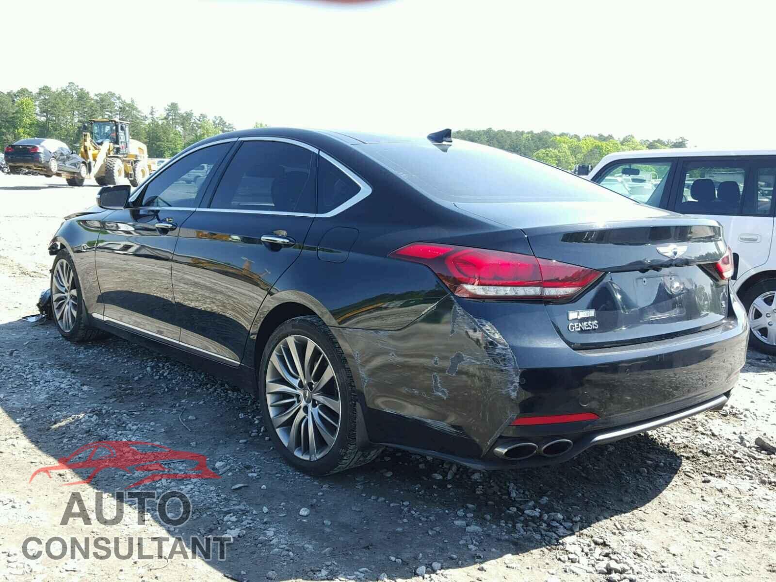 HYUNDAI GENESIS 2015 - YV4902RM2G2848143