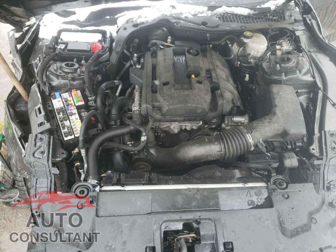 FORD MUSTANG 2018 - 1FA6P8TH0J5170357