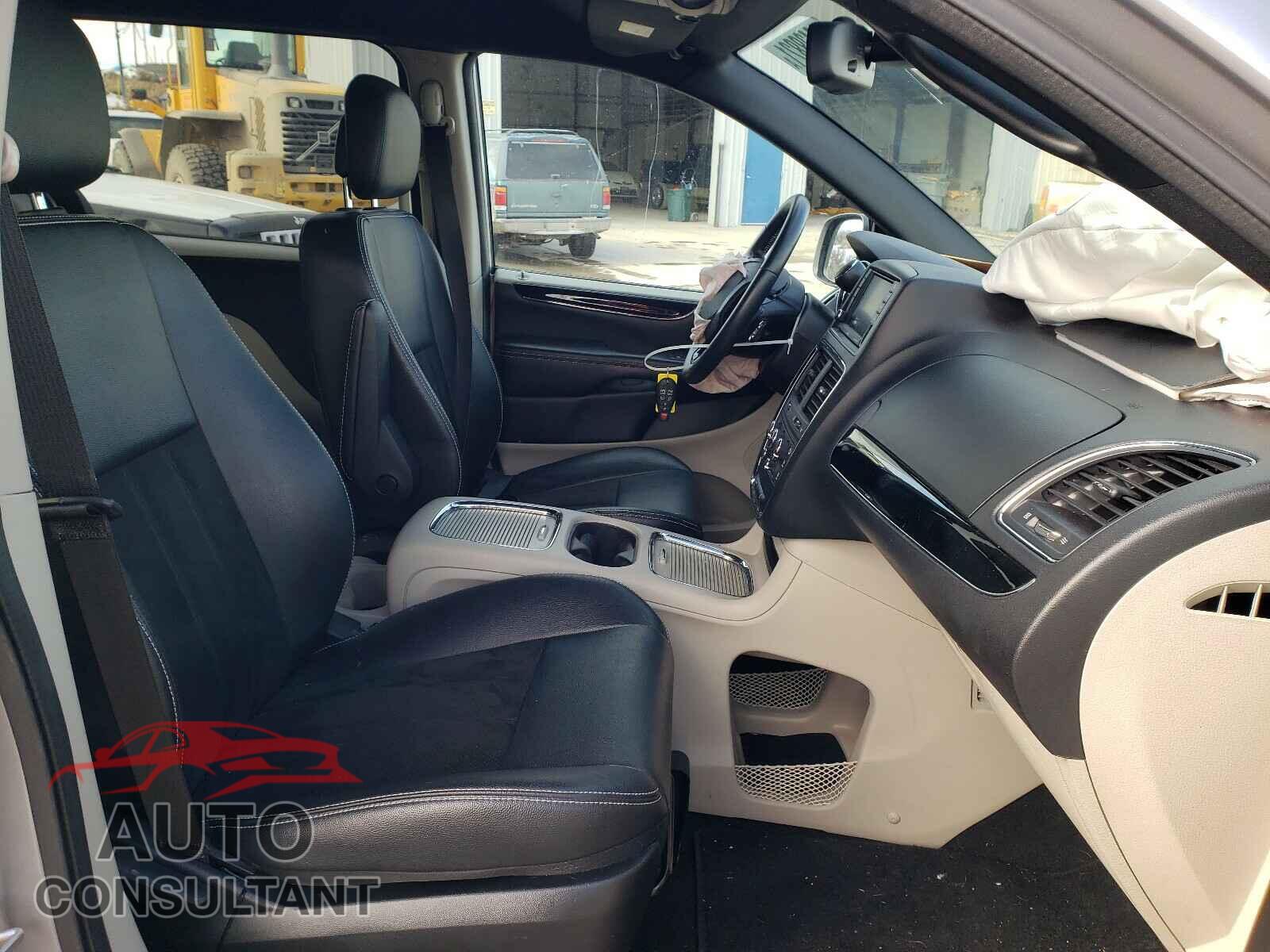 DODGE GRAND CARA 2019 - 2C4RDGCG2KR596105