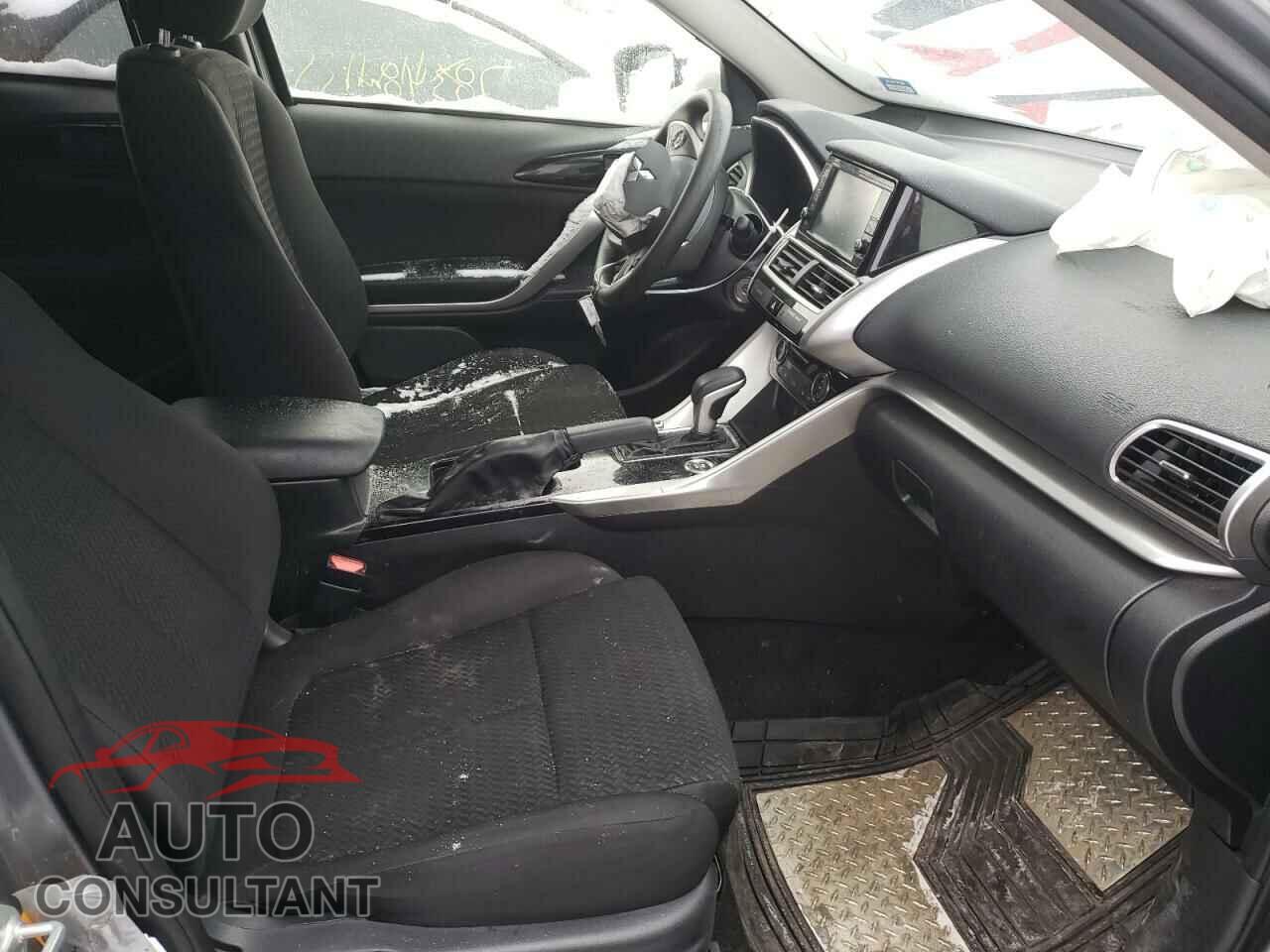 MITSUBISHI ECLIPSE 2019 - JA4AT3AA5KZ031662