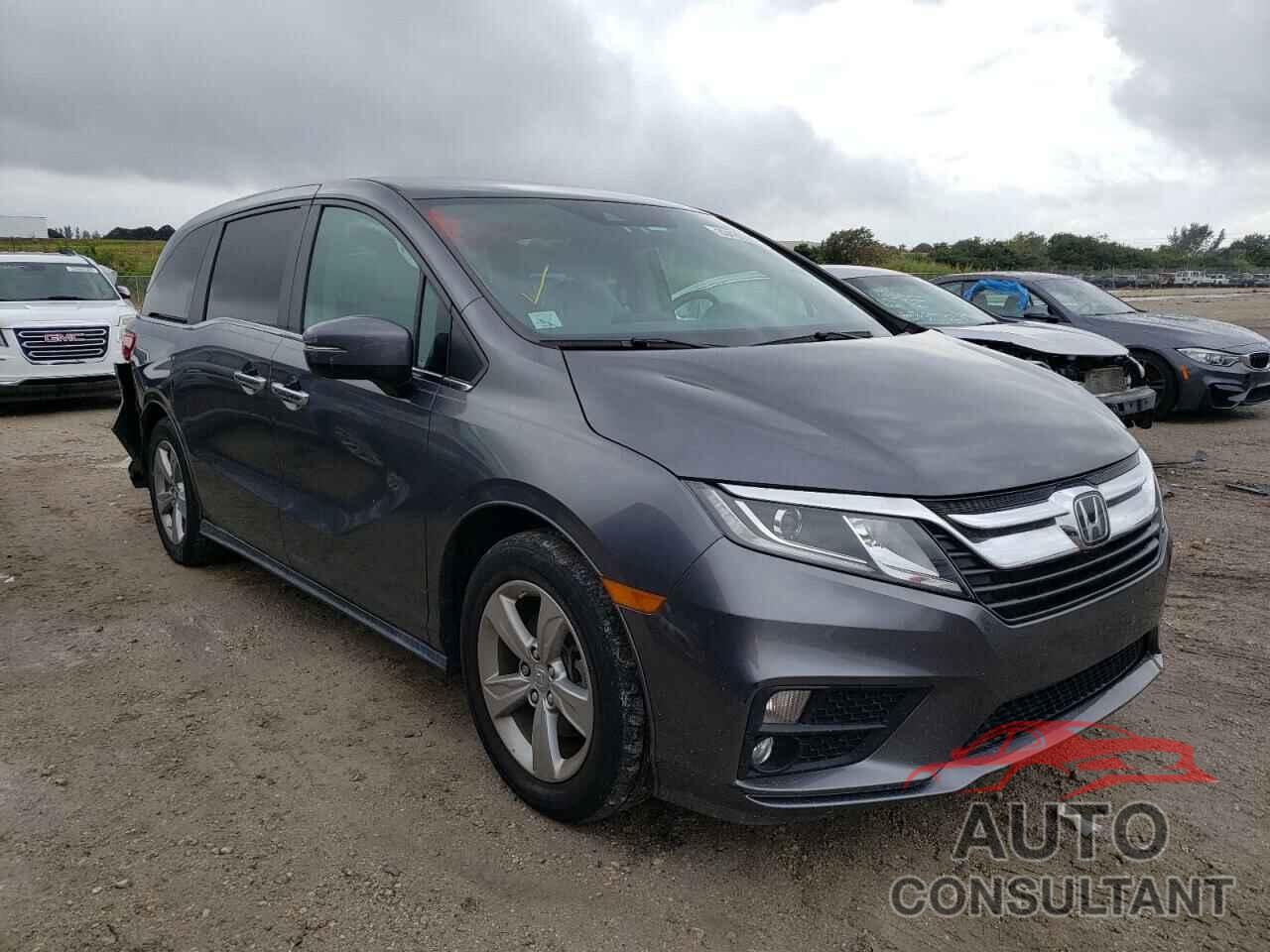 HONDA ODYSSEY 2018 - 5FNRL6H58JB024759