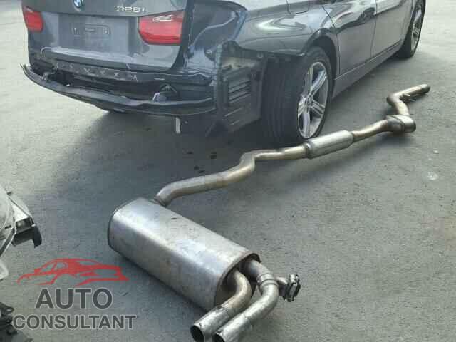 BMW 3 SERIES 2015 - WBA3C1C55FP852441