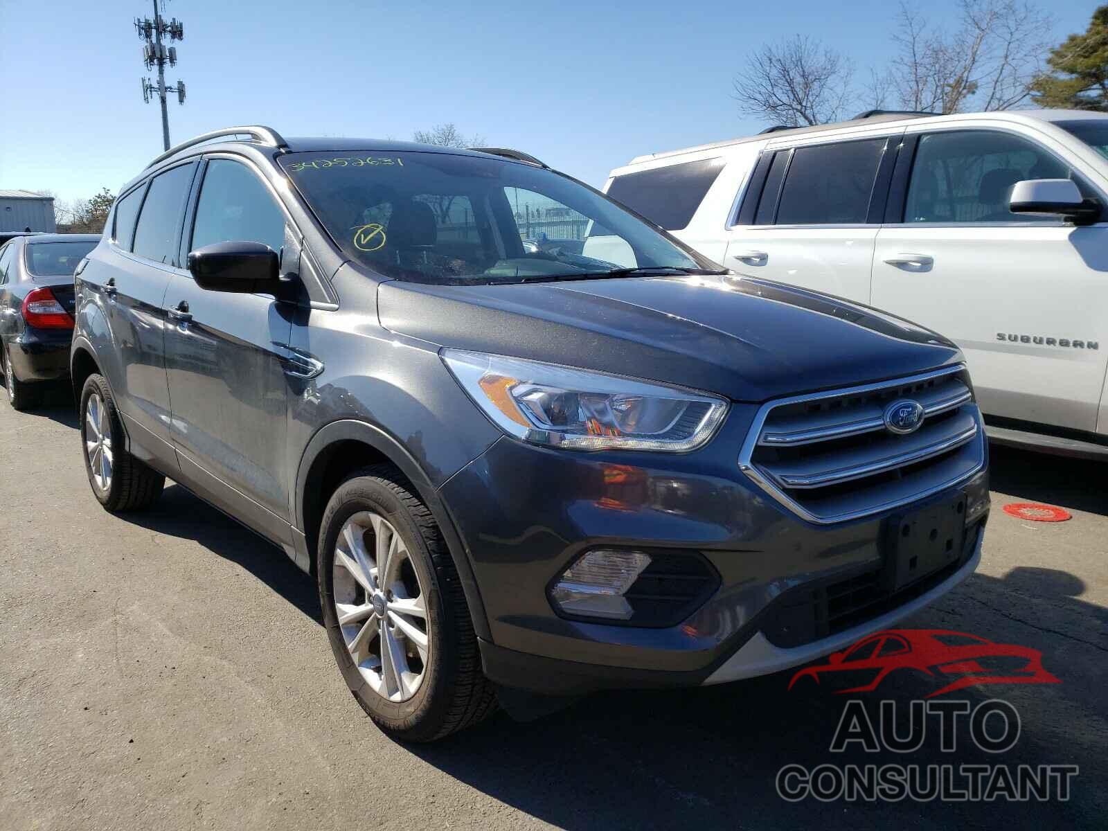 FORD ESCAPE 2017 - 1FMCU0GD7HUE56166