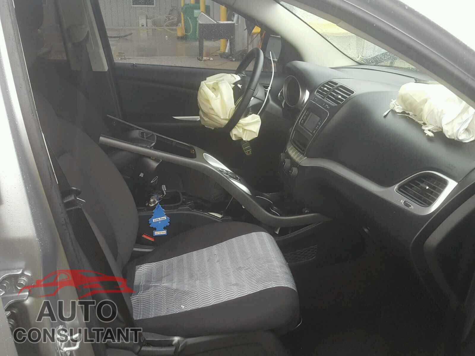 DODGE JOURNEY 2017 - 3C4PDCGB5HT556928
