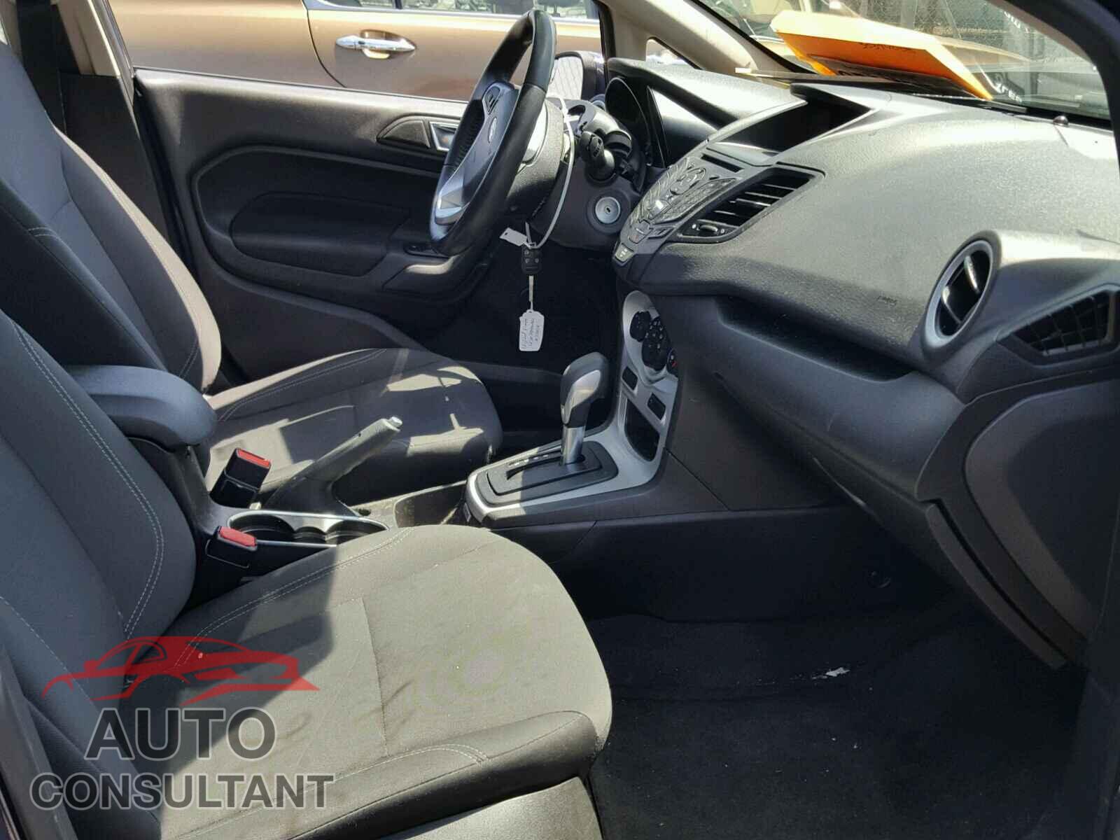 FORD FIESTA 2016 - 3FADP4EJ4GM147442