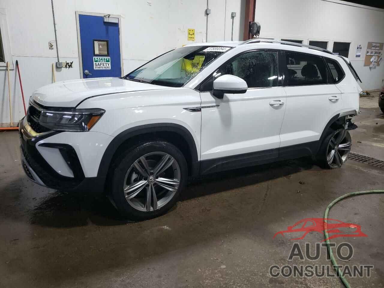 VOLKSWAGEN TAOS SE 2023 - 3VVYX7B27PM339174