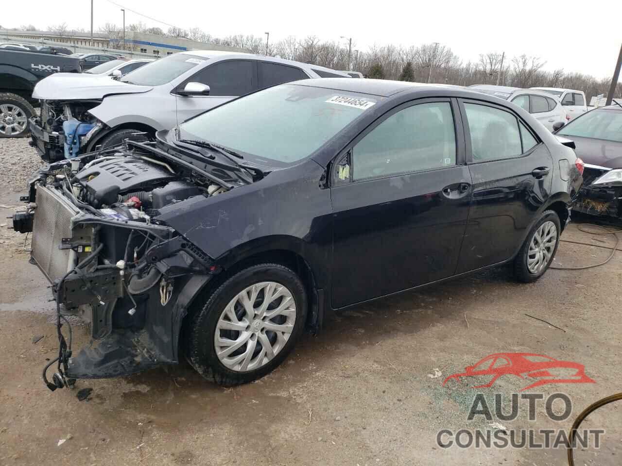 TOYOTA COROLLA 2018 - 2T1BURHEXJC015131
