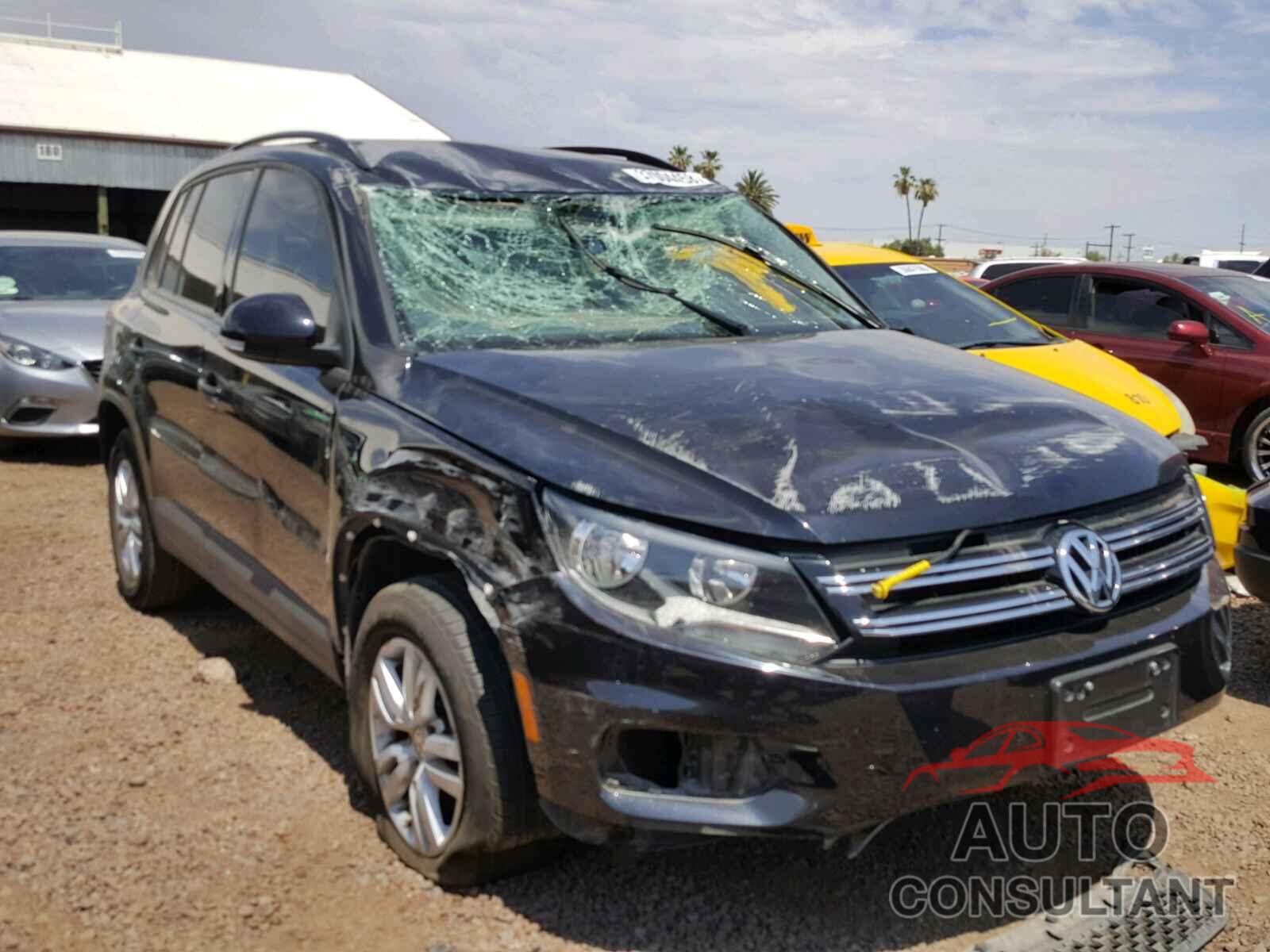 VOLKSWAGEN TIGUAN 2016 - WVGAV7AX2GW545923