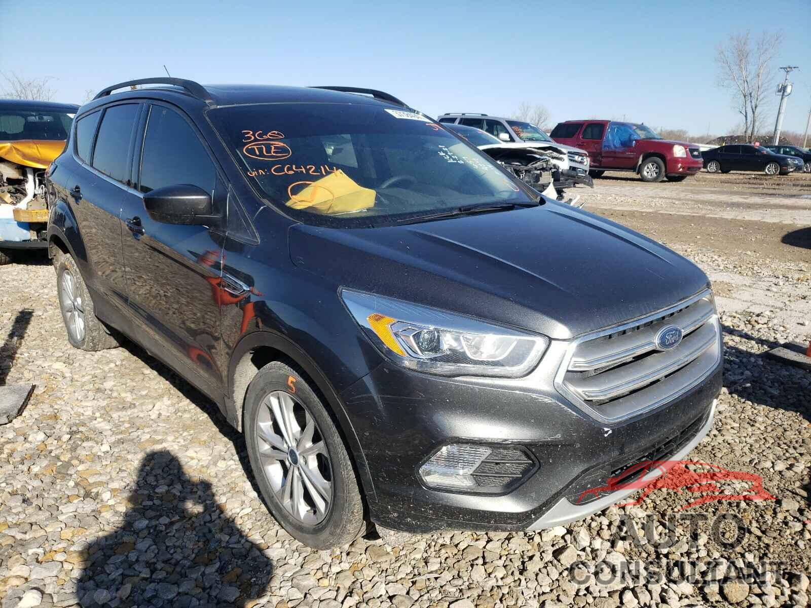 FORD ESCAPE 2017 - 1FMCU0GD7HUC64214