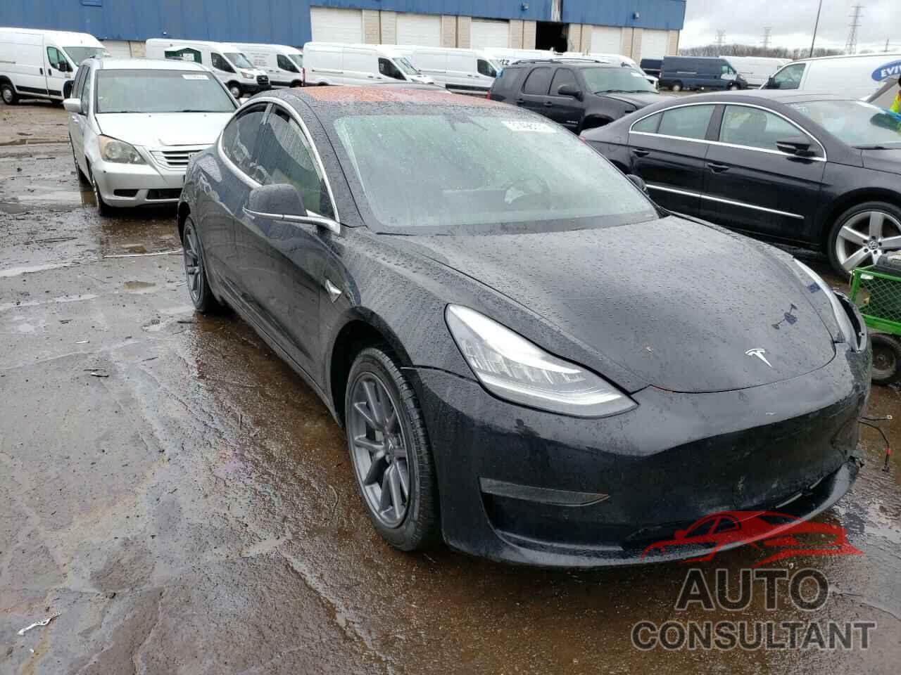 TESLA MODEL 3 2018 - 5YJ3E1EA1JF033713