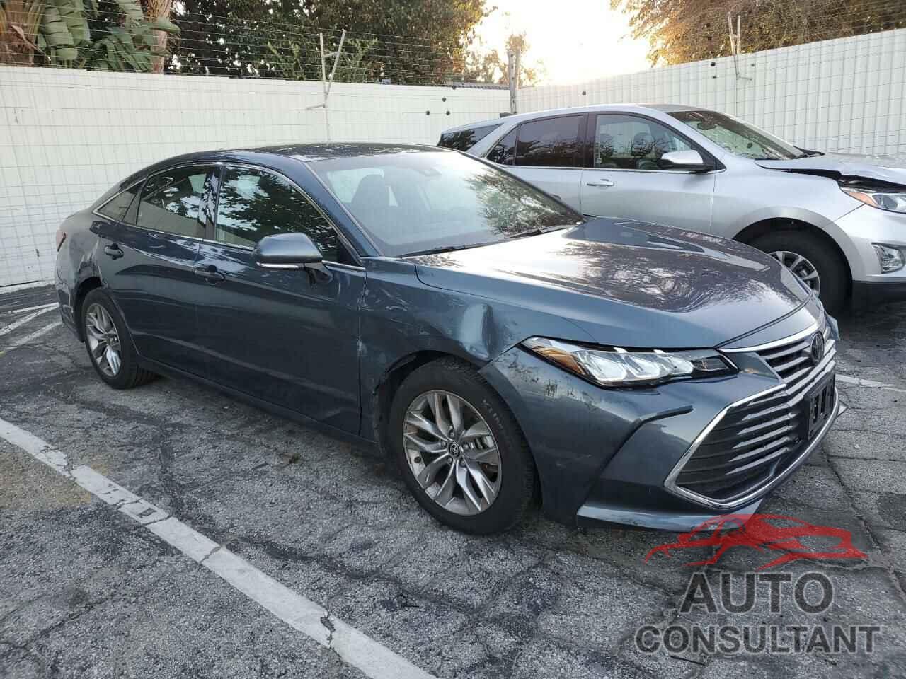 TOYOTA AVALON 2022 - 4T1JZ1FB5NU076057