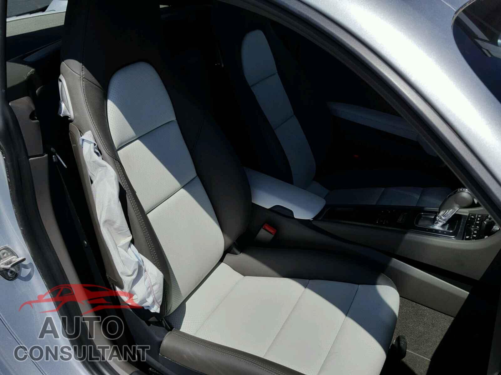 PORSCHE CAYMAN 2015 - WP0AA2A87FK161217