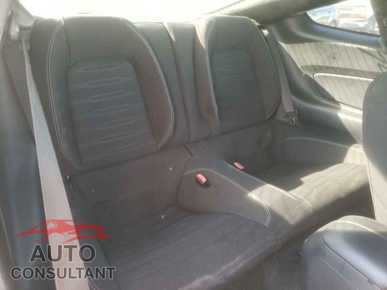 FORD MUSTANG 2017 - 1FA6P8CF8H5257075
