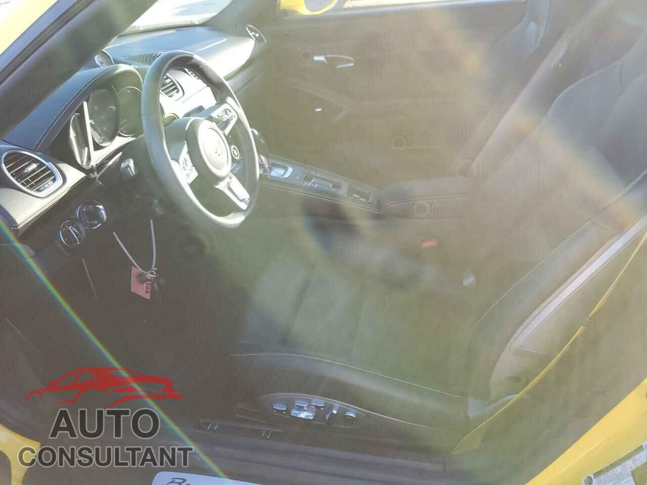 PORSCHE BOXSTER 2019 - WP0CB2A87KS228950