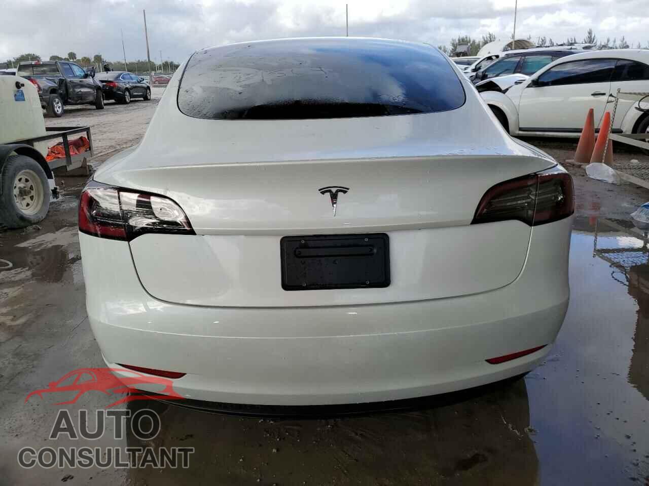 TESLA MODEL 3 2023 - 5YJ3E1EA4PF548553