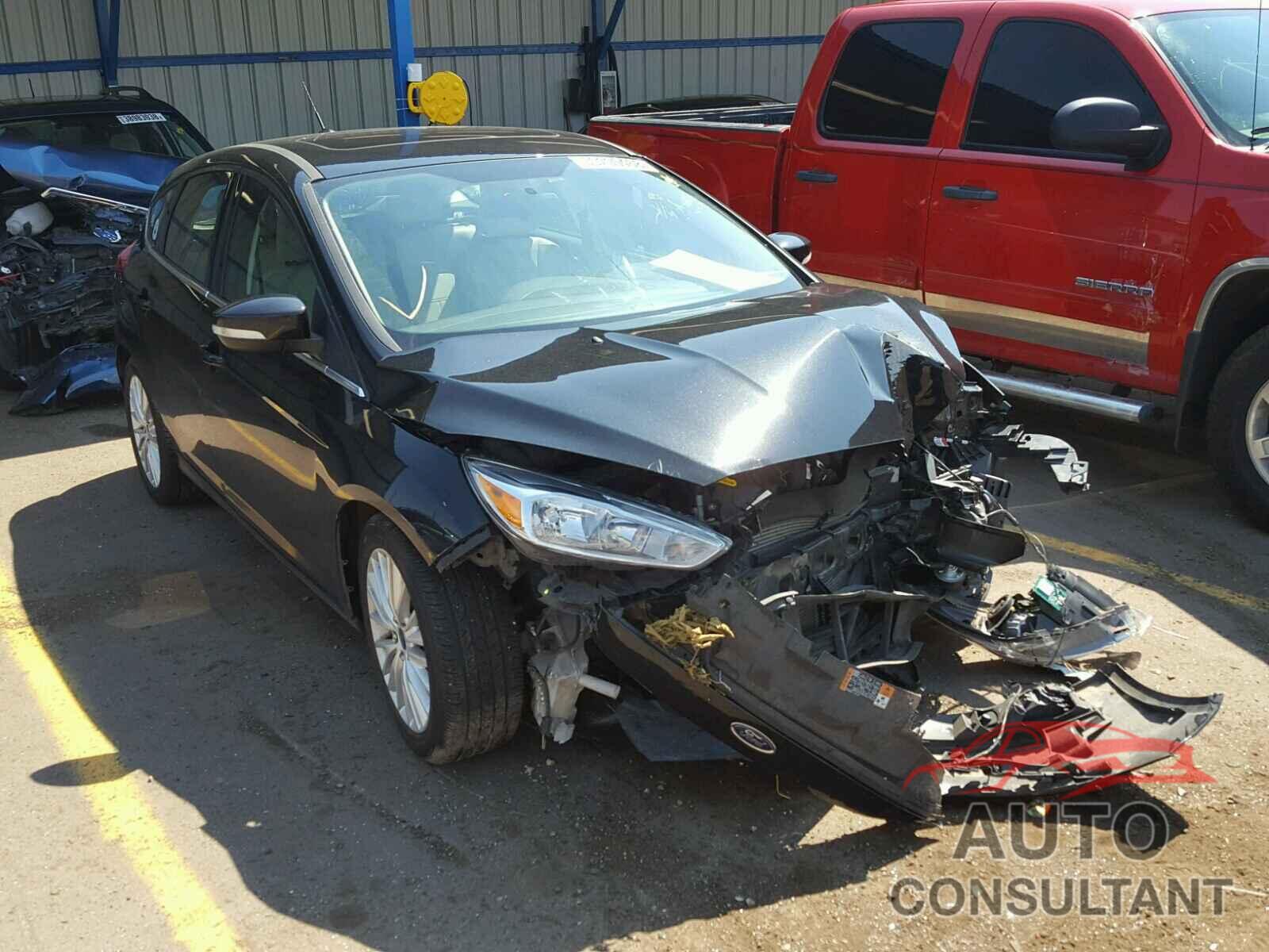 FORD FOCUS 2015 - 1FADP3N20FL380057