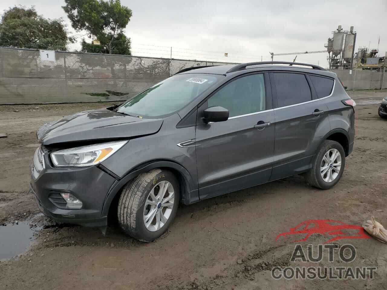 FORD ESCAPE 2018 - 1FMCU0GD5JUA81884
