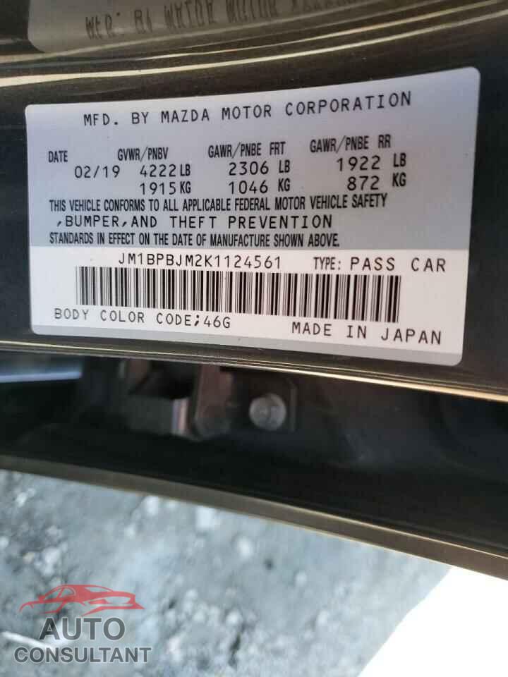 MAZDA 3 2019 - JM1BPBJM2K1124561