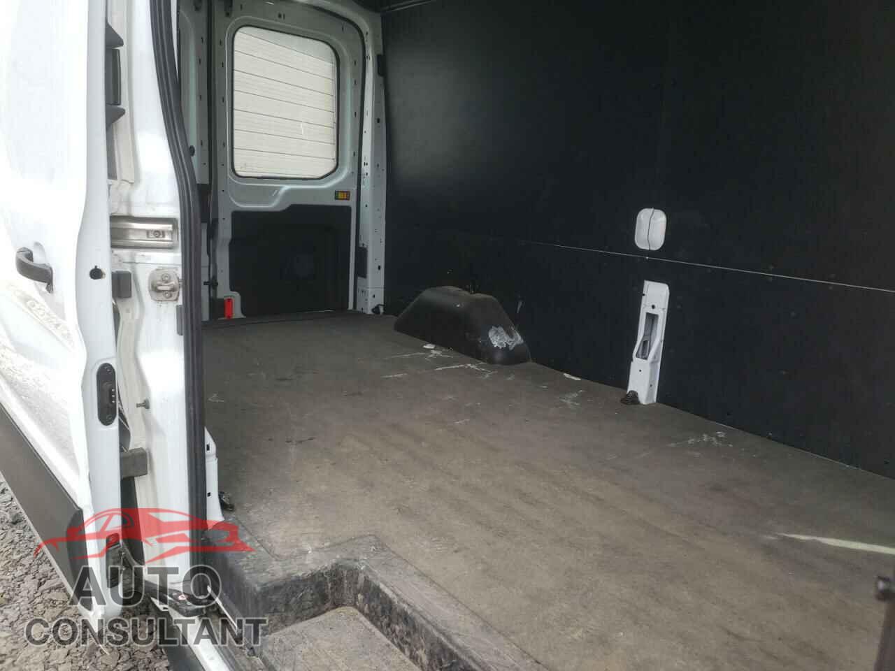 FORD TRANSIT CO 2020 - 1FTBR1C85LKA14295