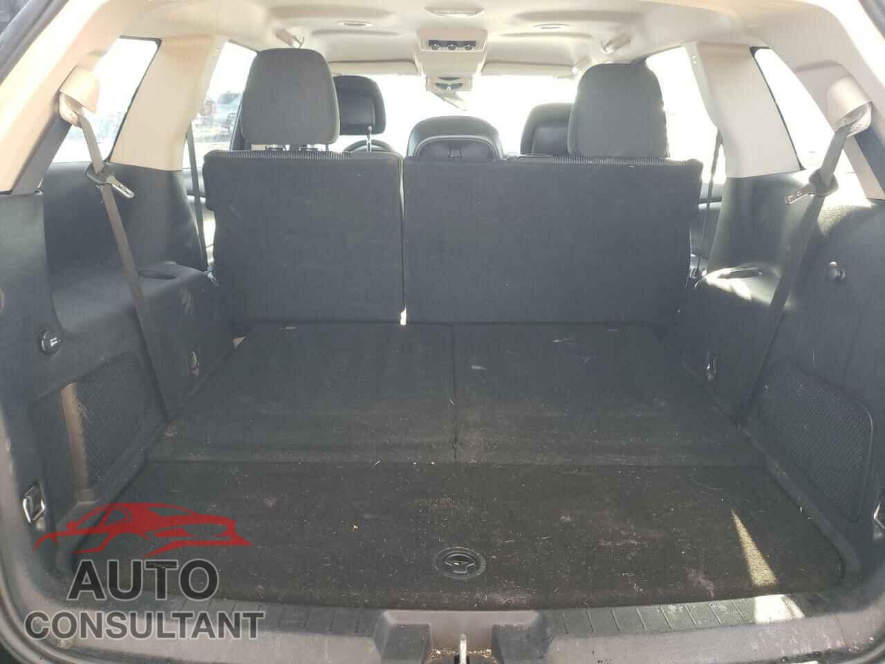 DODGE JOURNEY 2018 - 3C4PDCAB2JT296258