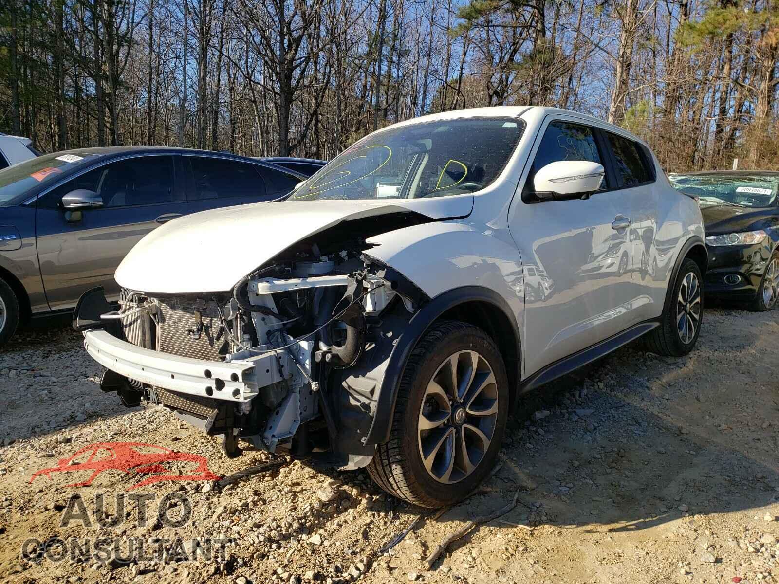 NISSAN JUKE 2017 - 5YFBURHE9KP915729
