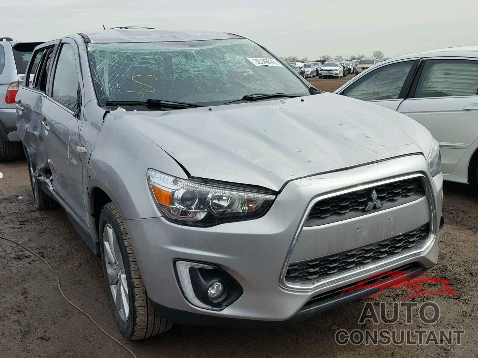 MITSUBISHI OUTLANDER 2015 - 4A4AP4AU5FE057338