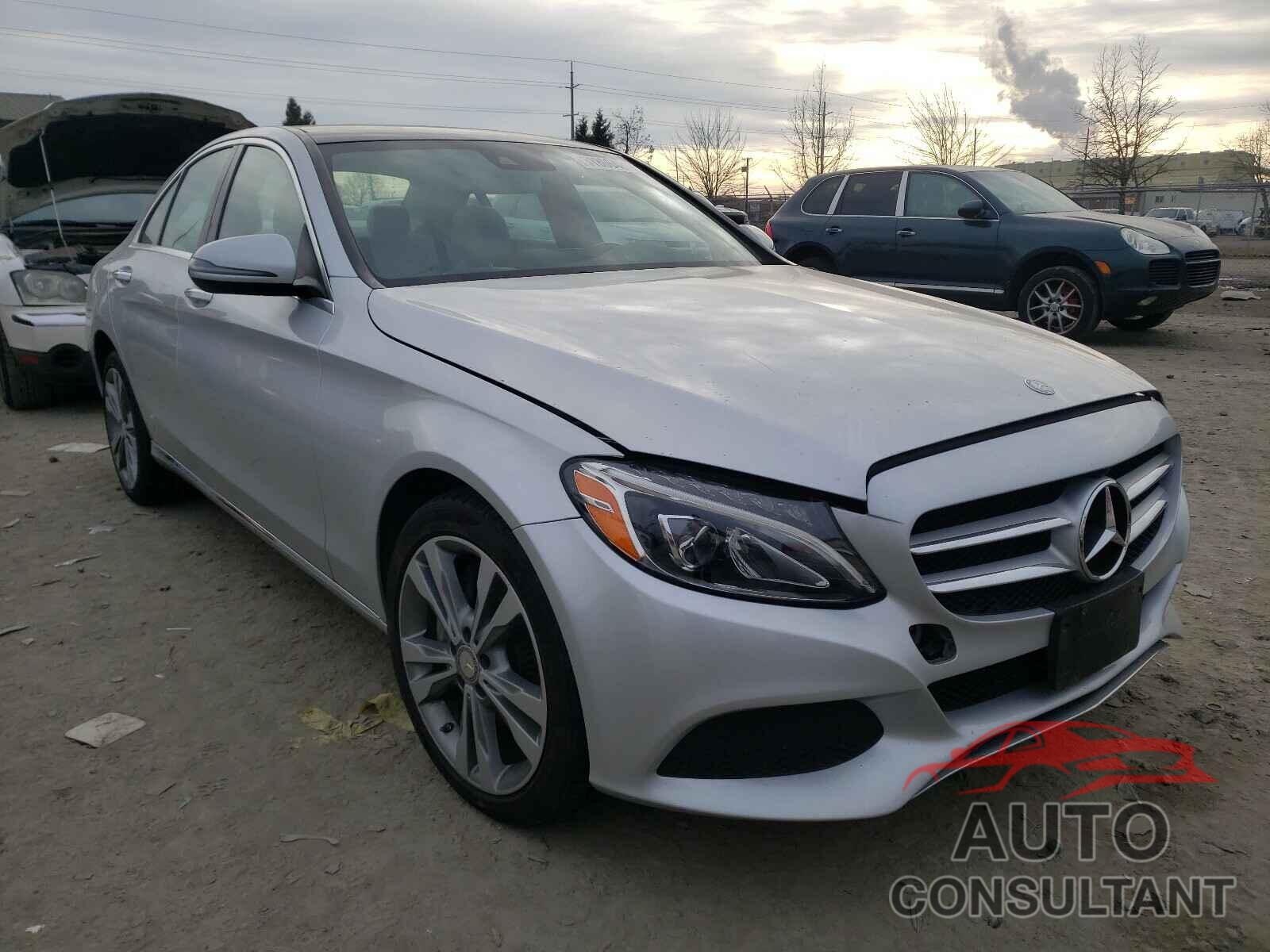 MERCEDES-BENZ C CLASS 2016 - 55SWF4KB2GU135134