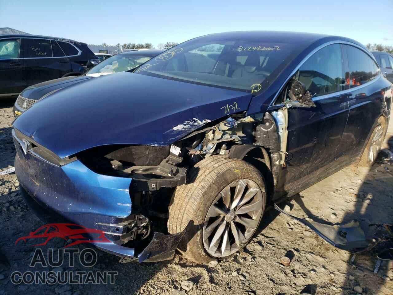 TESLA MODEL X 2018 - 5YJXCAE23JF132646