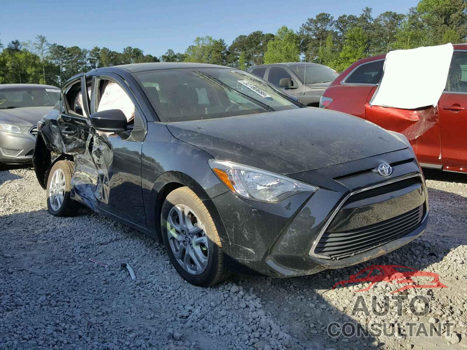TOYOTA YARIS 2018 - 3MYDLBYV1JY313135