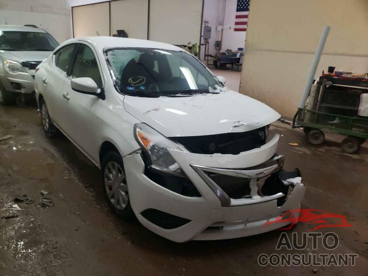 NISSAN VERSA 2016 - 4T1J11AK4LU351185