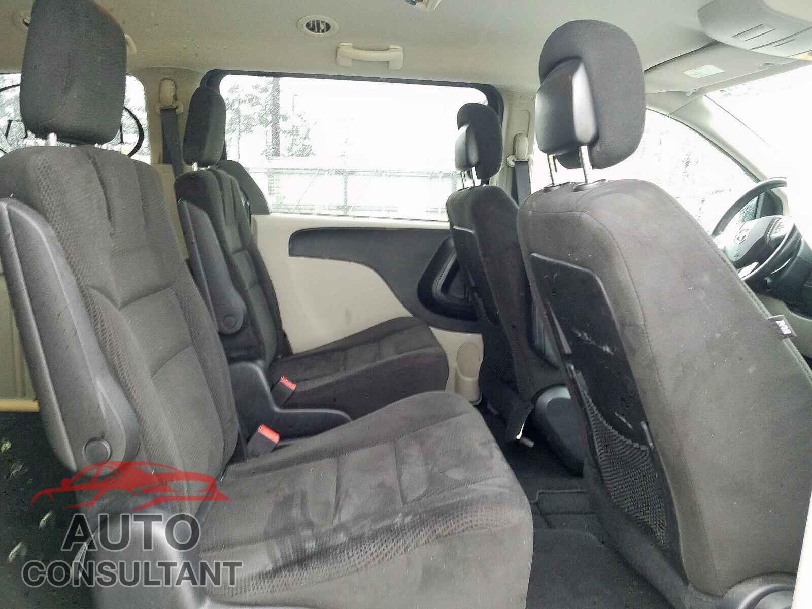 DODGE CARAVAN 2016 - 5FNYF5H7XHB015425