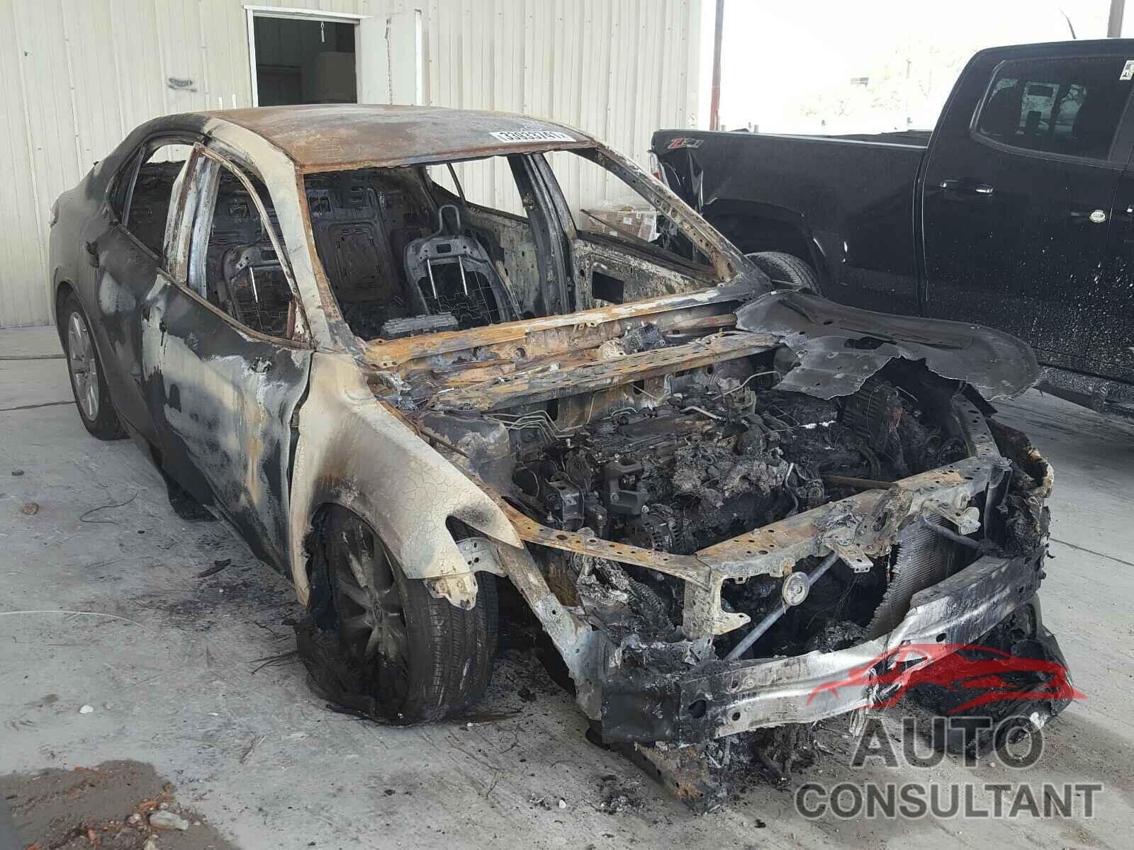 TOYOTA CAMRY 2020 - 4T1C11AK1LU957049