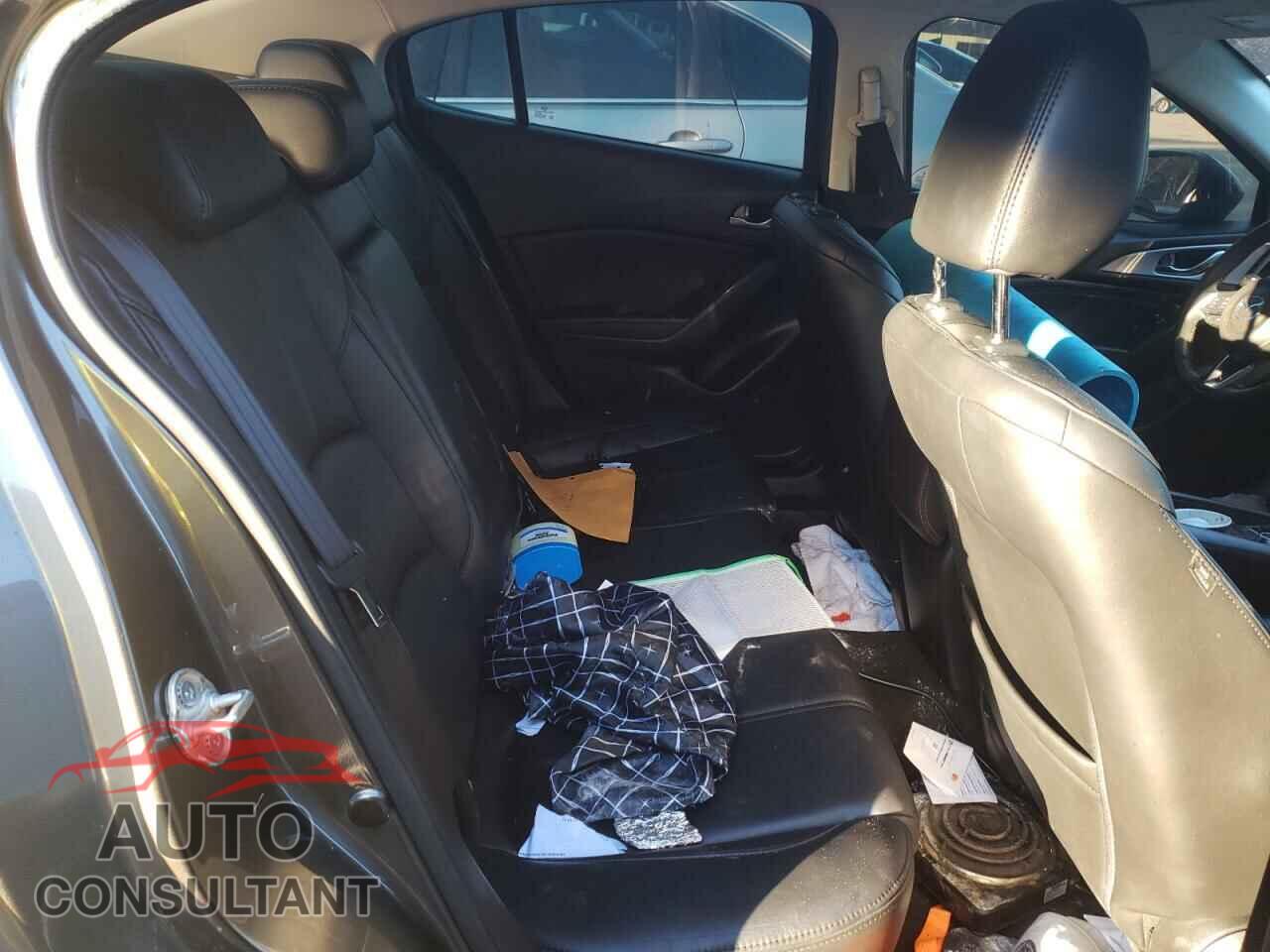 MAZDA 3 2017 - 3MZBN1V73HM136599