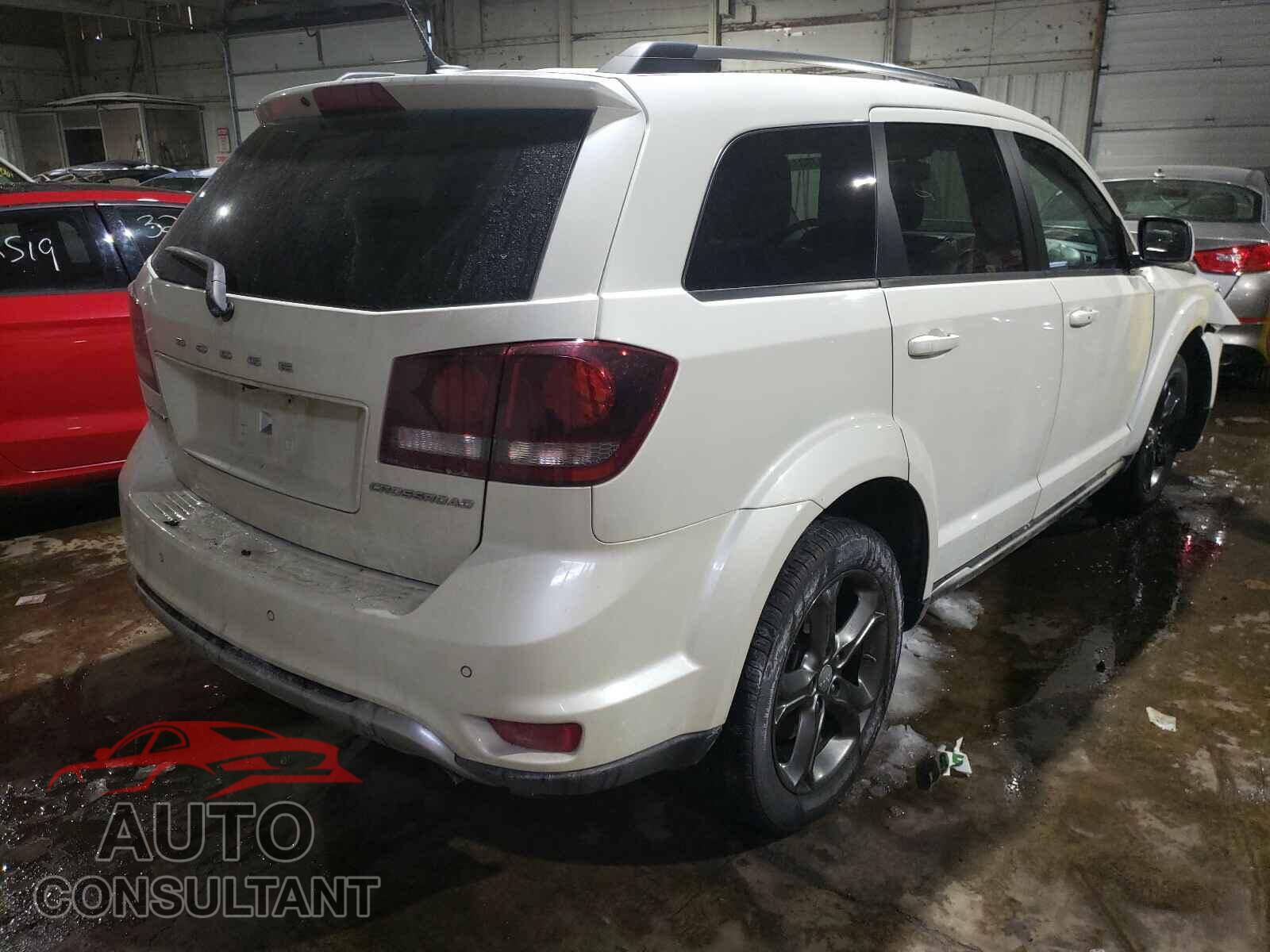 DODGE JOURNEY 2015 - 3C4PDCGB2FT745856