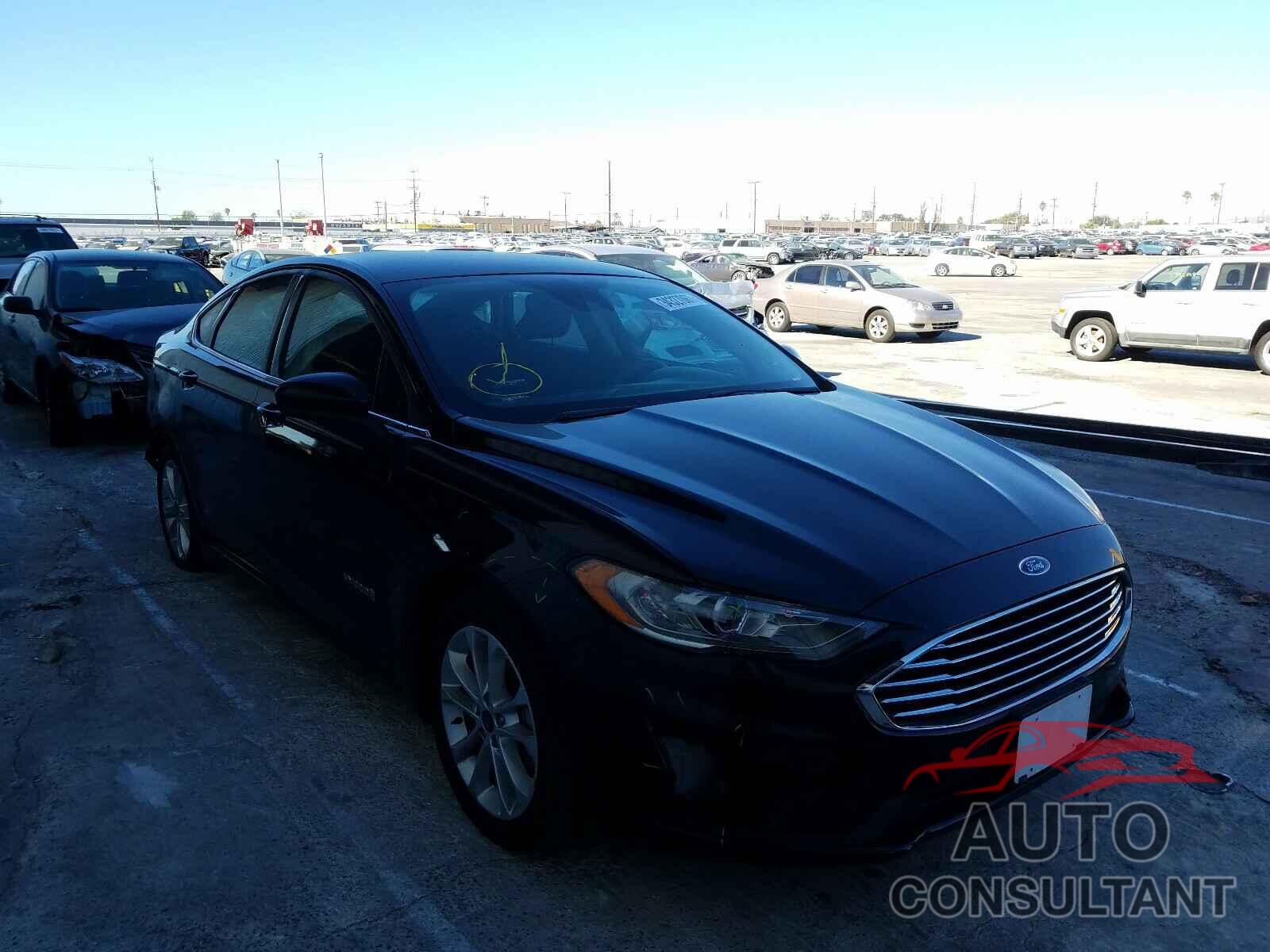 FORD FUSION 2019 - 3FA6P0LU3KR148639