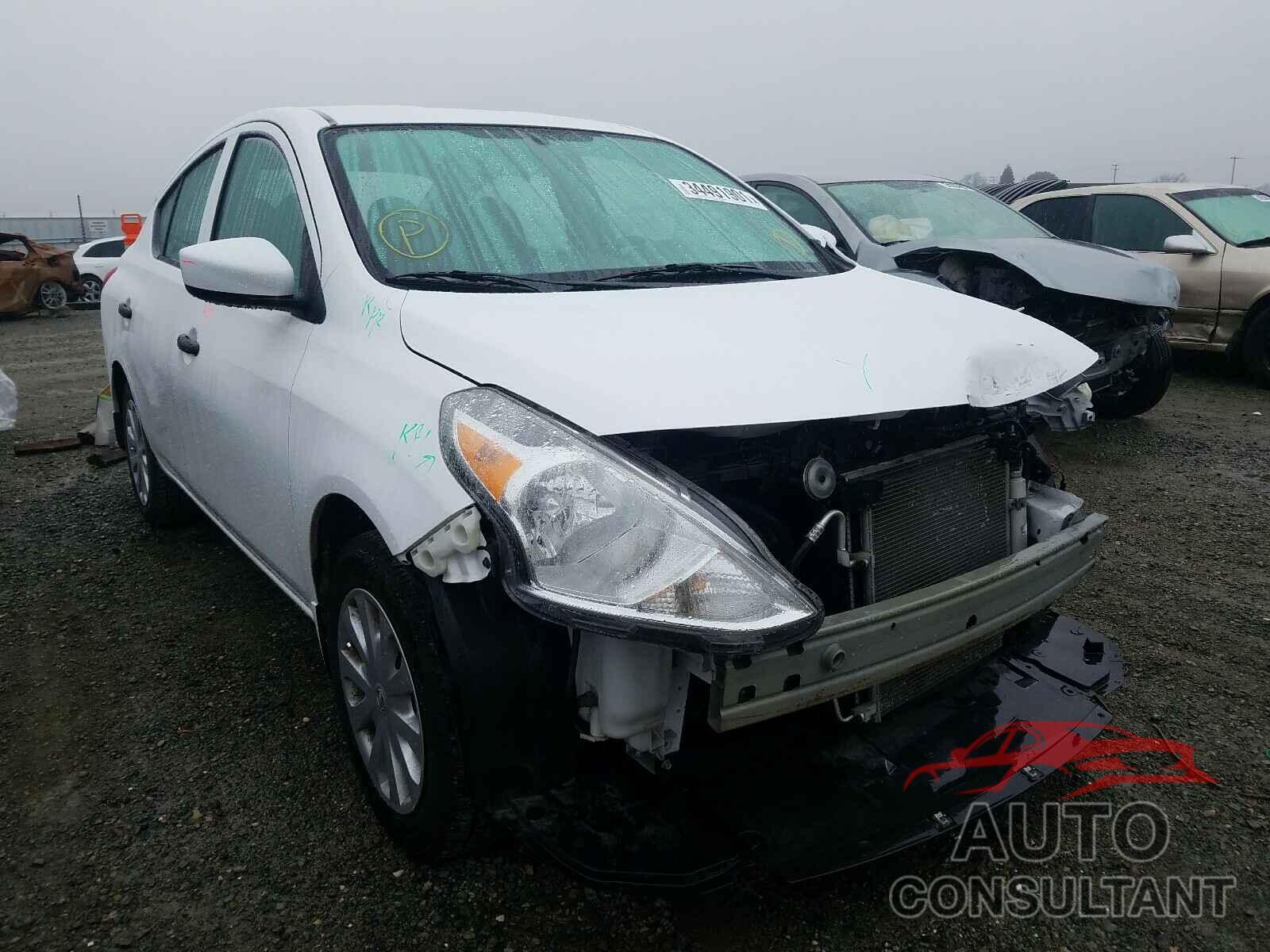 NISSAN VERSA 2017 - 3N1CN7APXHL853266