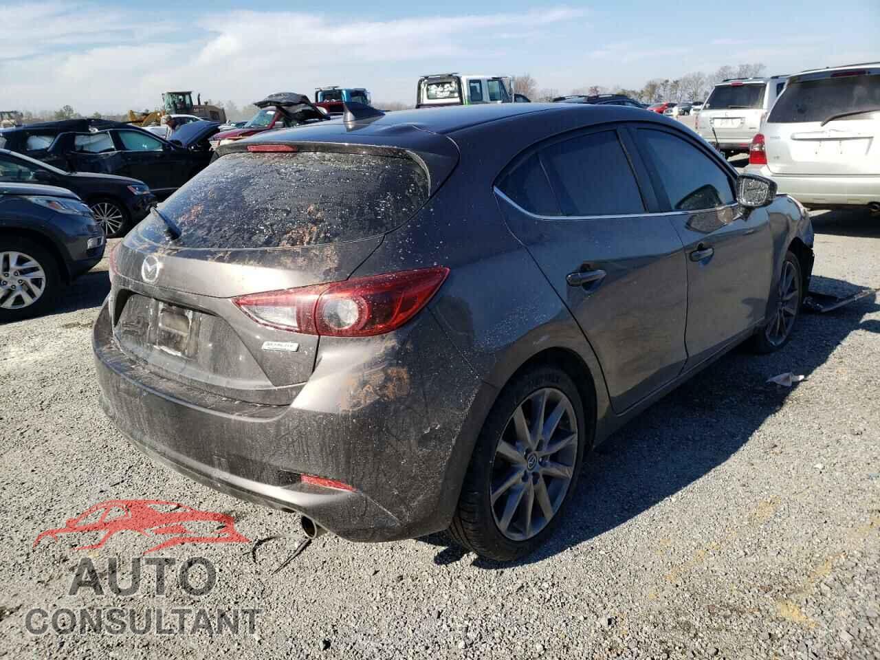 MAZDA 3 2018 - 3MZBN1M34JM188831