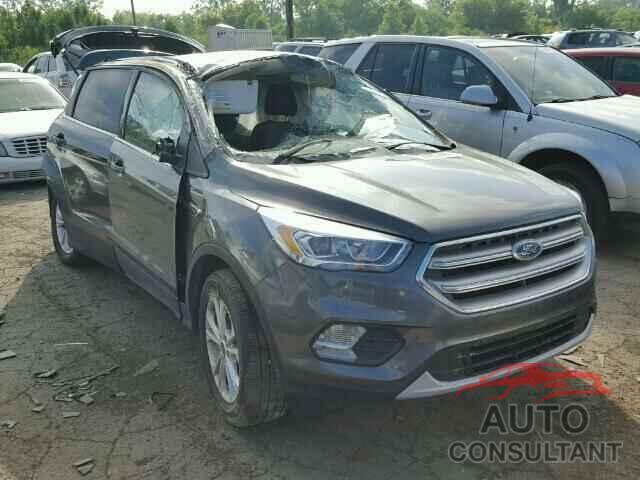 FORD ESCAPE 2017 - 1FMCU0G9XHUB51563