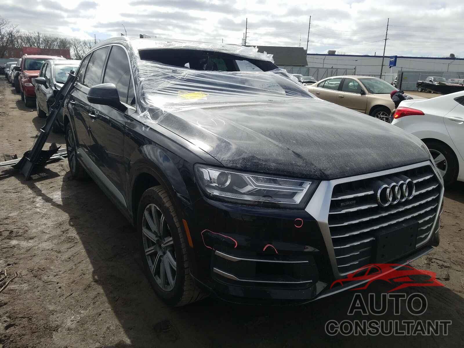 AUDI Q7 2018 - WA1LAAF74JD000527