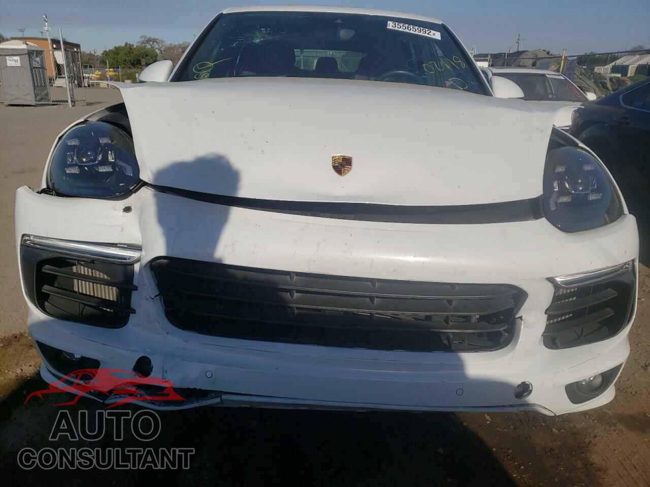 PORSCHE CAYENNE 2016 - WP1AB2A20GLA93877
