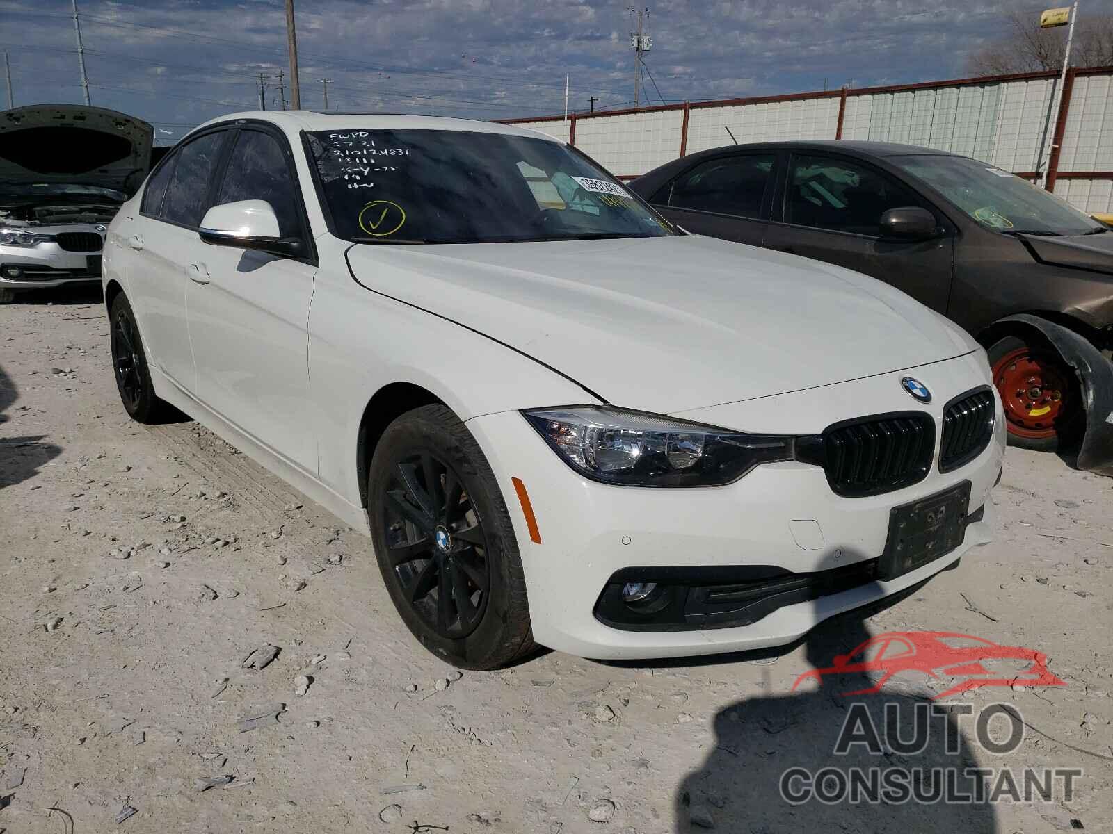 BMW 3 SERIES 2017 - WBA8E1G36HNU18438