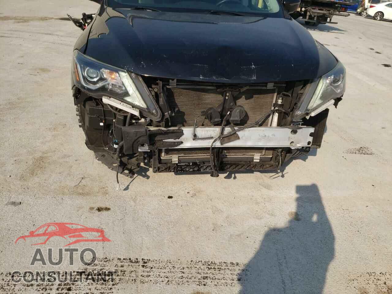 NISSAN PATHFINDER 2017 - 5N1DR2MN1HC633055